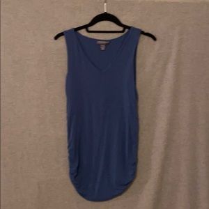 Sleeveless maternity top